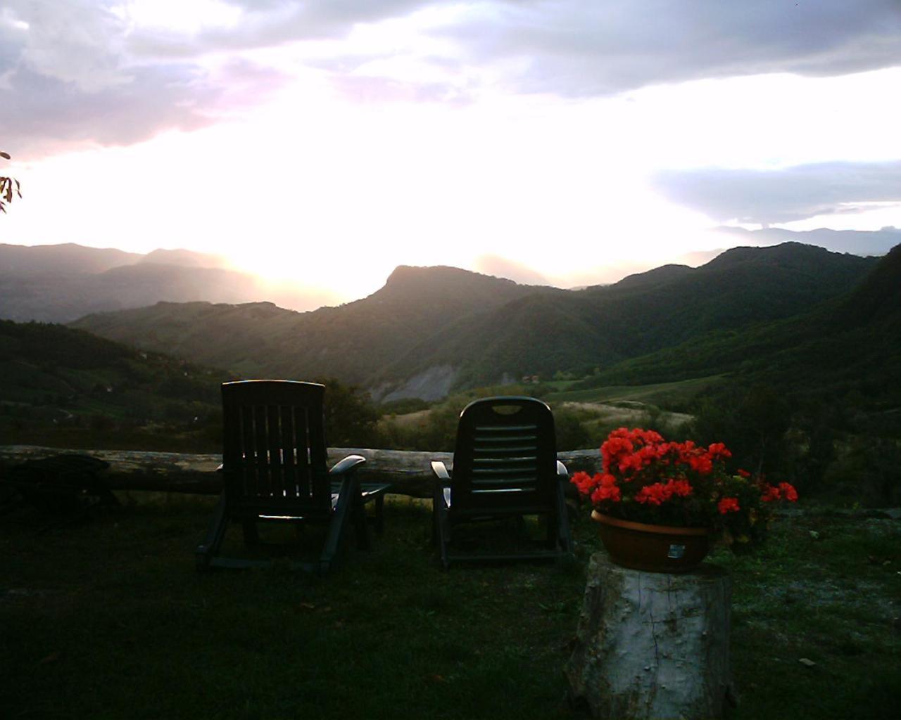 Castel dʼAiano La Piana Dei Castagniヴィラ エクステリア 写真
